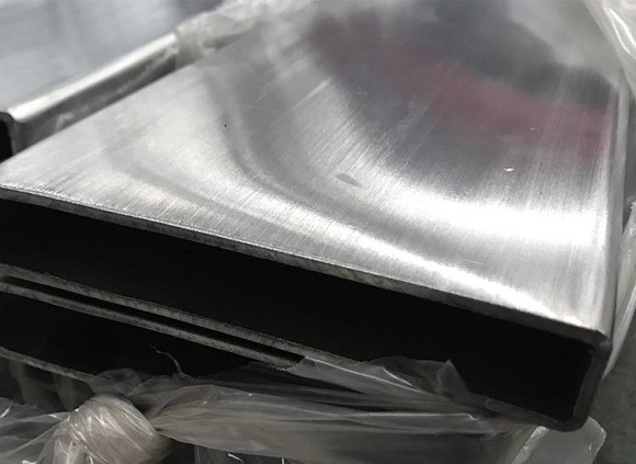 304不銹鋼管變形原因有哪些？